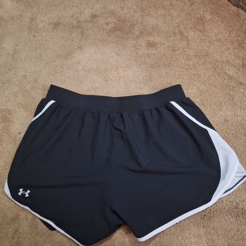Under Armour Women's Black and White Athletic Shorts